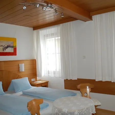 Han/Misafirhane Ruescher Donnersbach